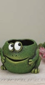 Cement Frog Planters with Happy Faces    GR054970
