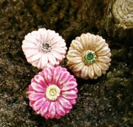 mini daisies on a pick set of 3    021642