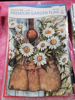 fresh picked daisies garden flag   sd-31859