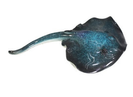 blue 6 1/2" stingray figurine            cb0372521