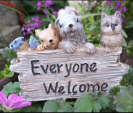 everyone’s welcome sign   042063