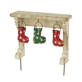 mini christmas mantle with stockings    sd-gg622