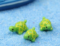 tiny plastic green turtle -set of 4                       380344926