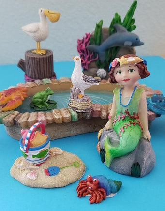 agnes the mermaid minature                sd-me186